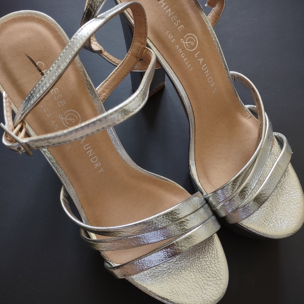Chinese laundry women's shoes size 7.5us
